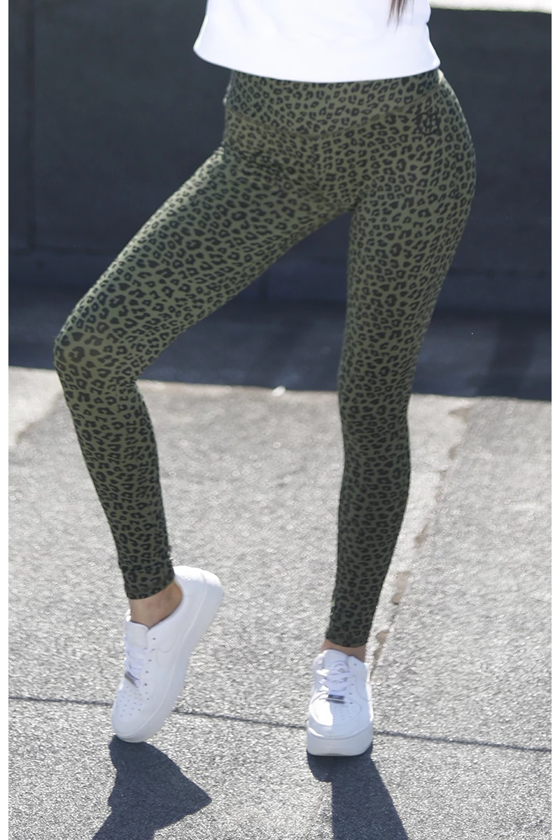 MAGASITOTT_DEREKU_FITNESZ_NADRÁG